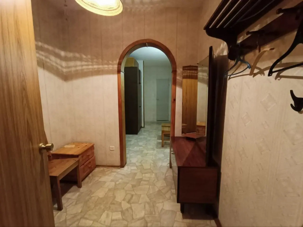 Квартира 3 Отдельные Спальни и Кухня