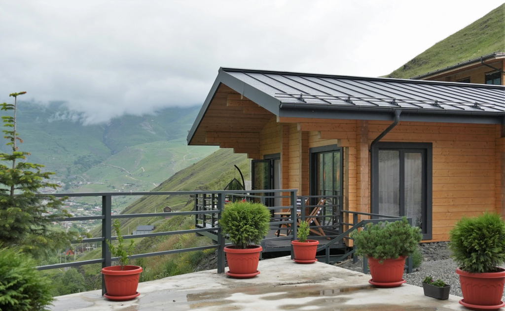 Шале 2 Abata Village в горах Осетии