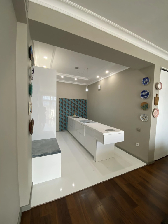Caspian Apartments on Pearl