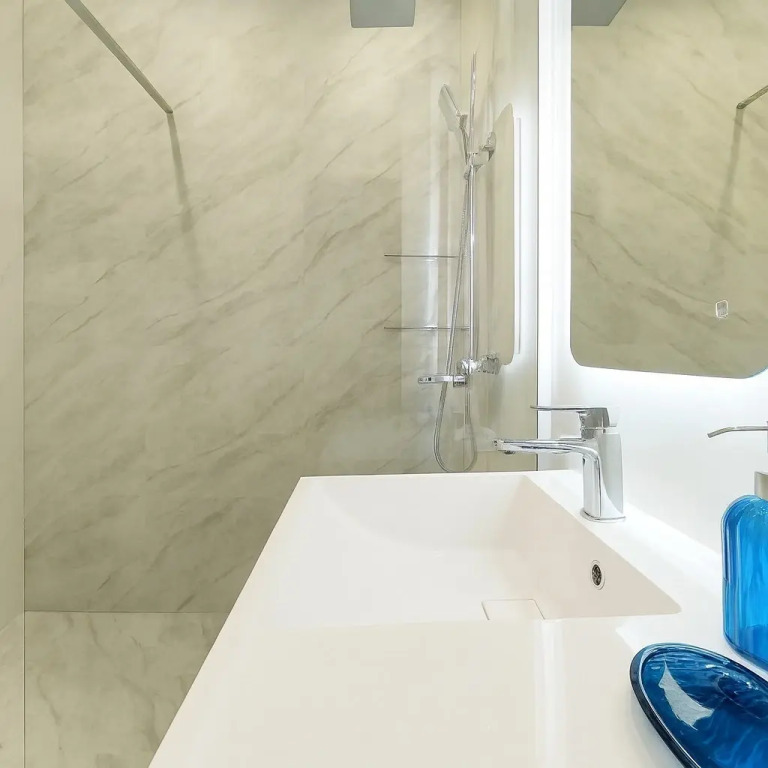 Квартира Просторная Cтудия у Южного рынка — Liberty Sity Apartments