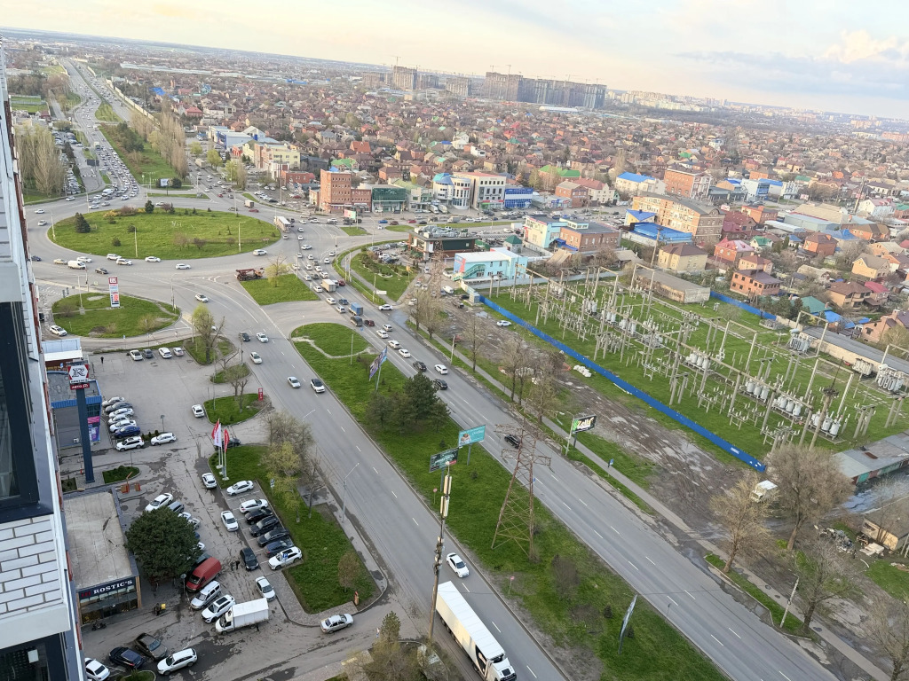Квартира евро-2-ка в ЖК «Малина Парк». Бизнес-класс. Балкон . 24/7 заезд