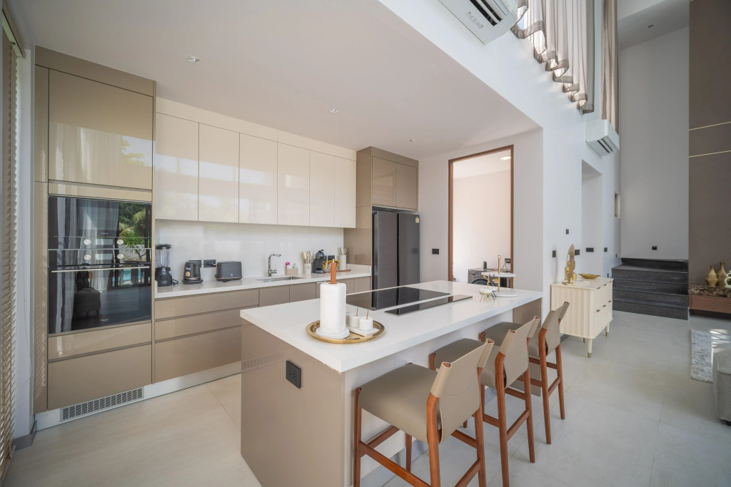 Grand View Residence Villa by NLA