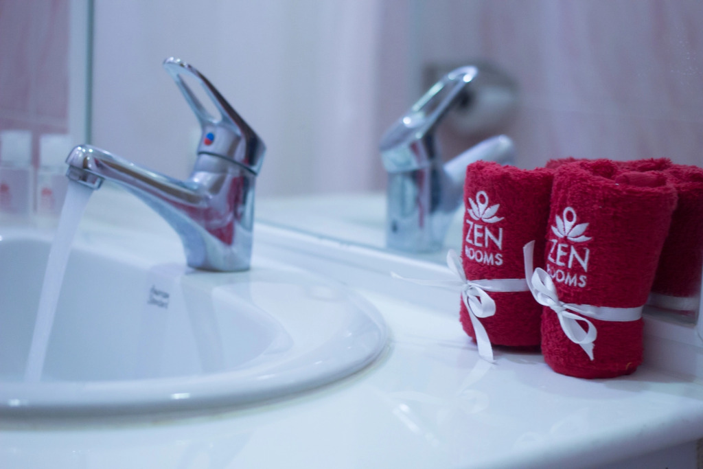Отель ZEN Rooms Petchburi 11 Pratunam