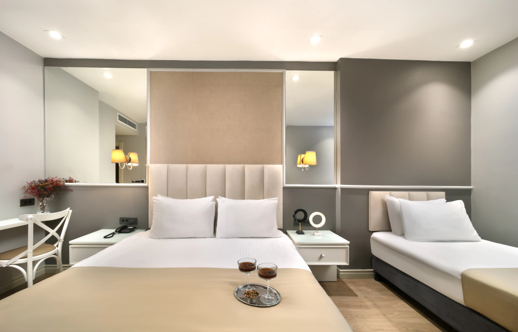 Ess Hotel