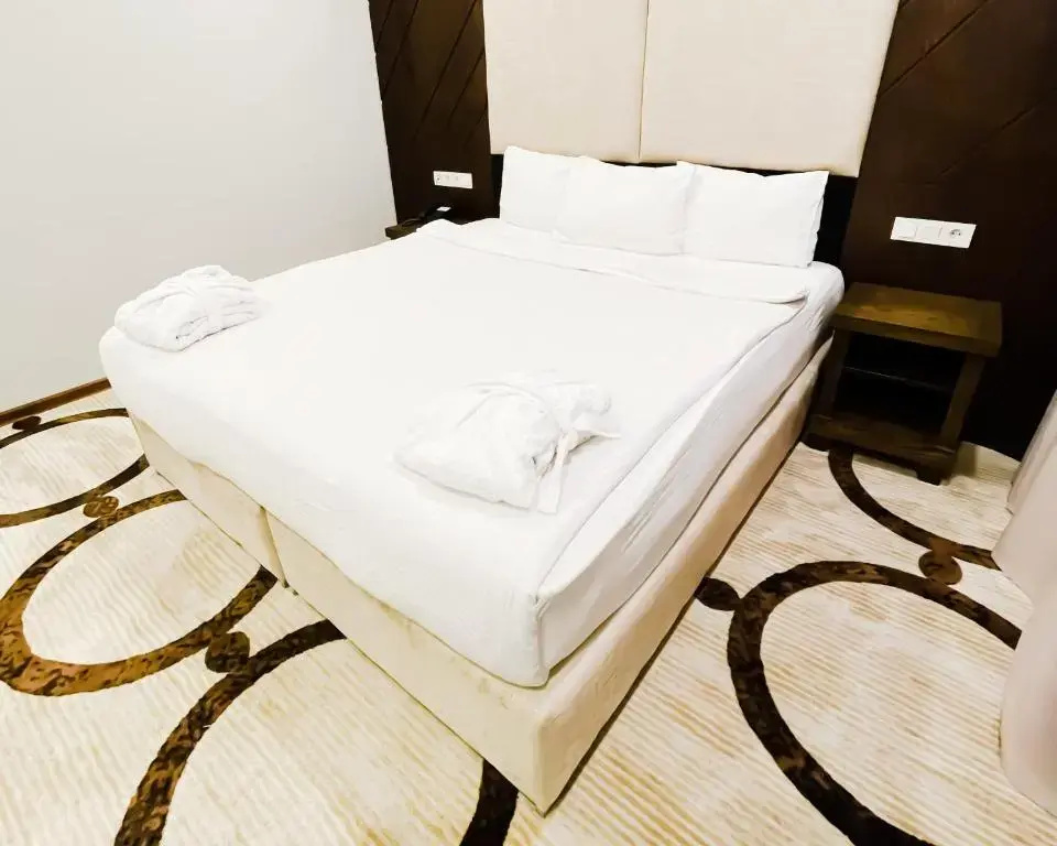 East Palace Hotel