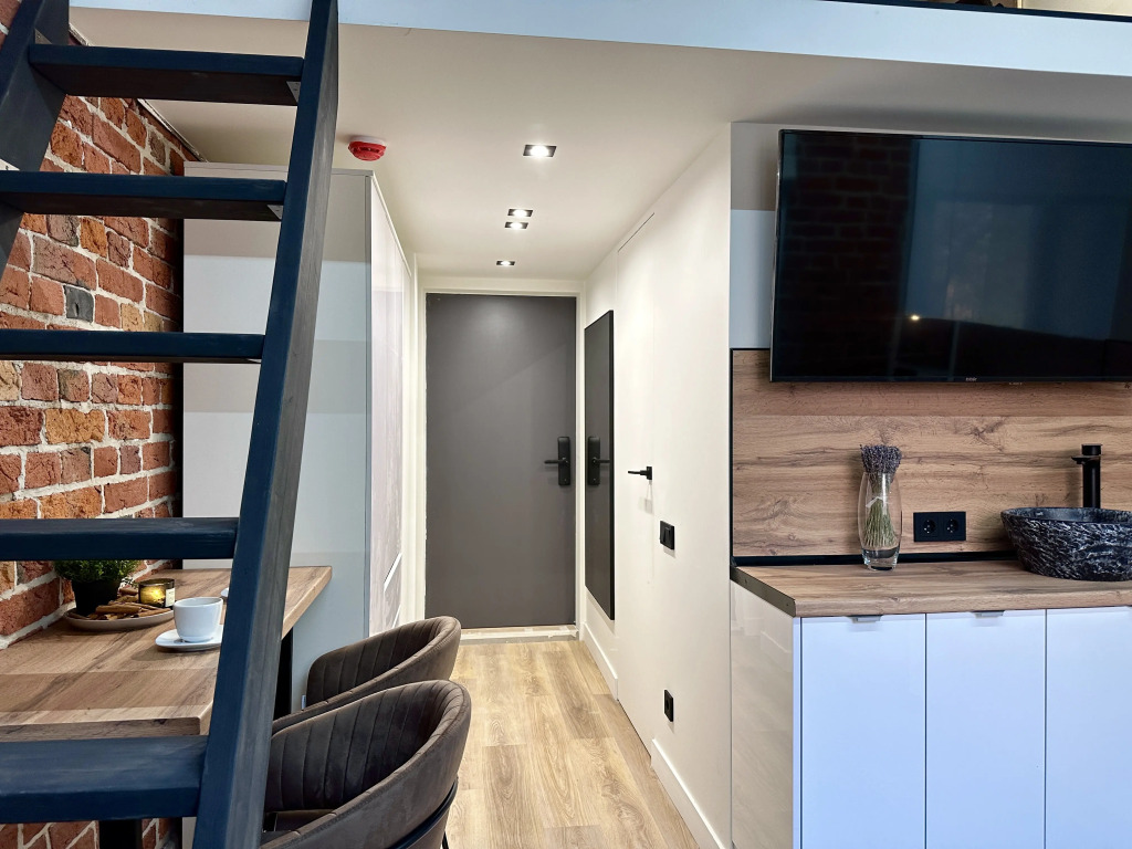 Квартира Двухуровневая LikeHome24 метро Полянка