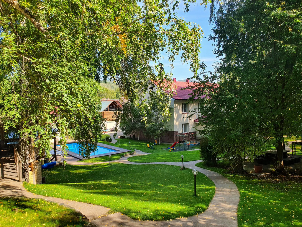 Меблированные комнаты Каменный Цветок