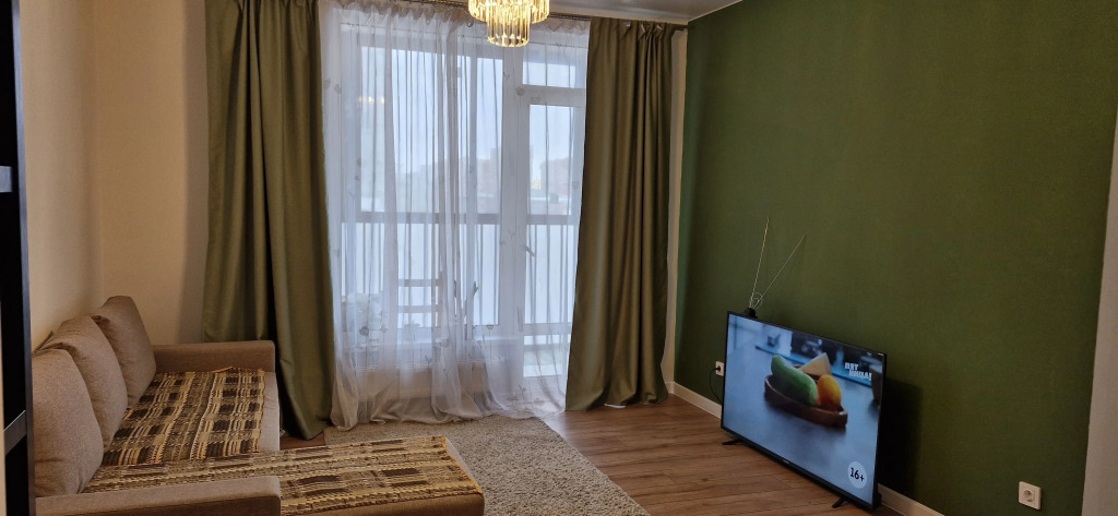Квартира Просторная однокомнатная квартира в центре Тюмени