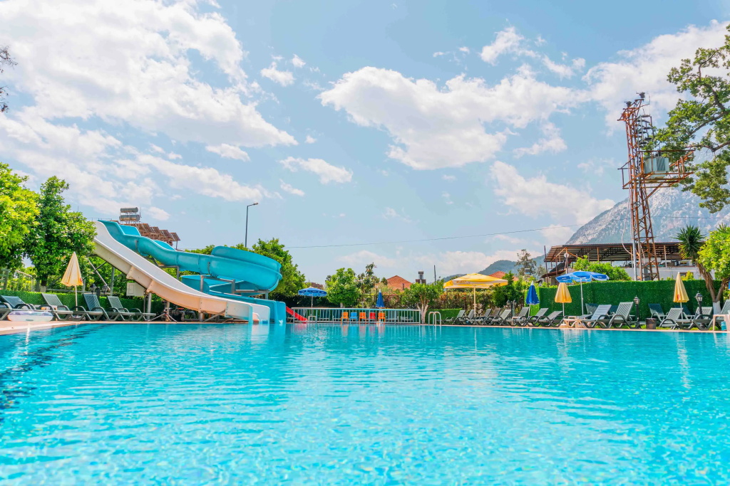 Отель Belpoint Beach Hotel