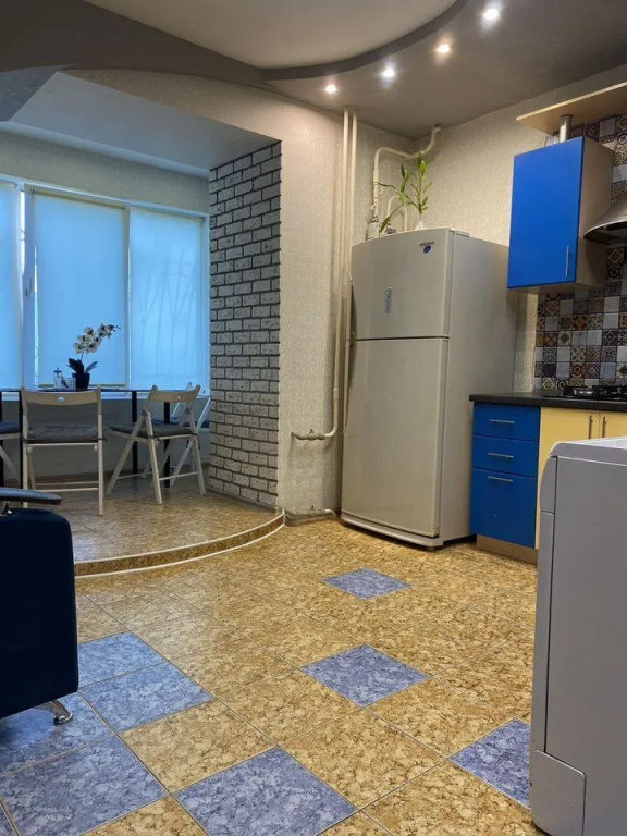 Квартира двухкомнатная в центре Соpмово