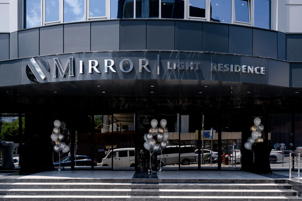 Апарт-отель Mirror Light