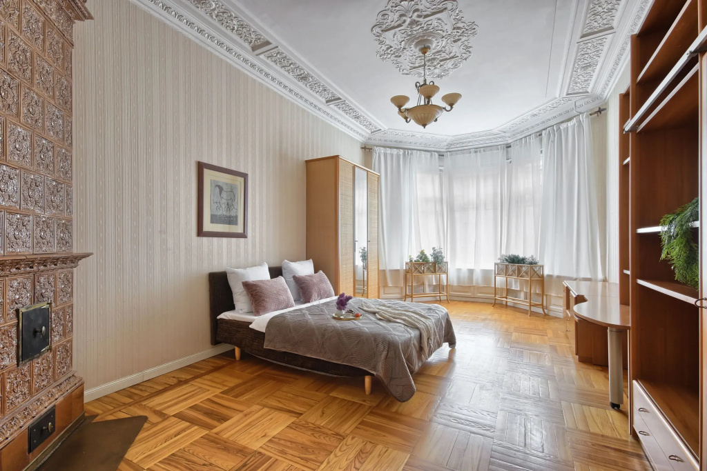 Апартаменты 1 MyhomeYourhome на Зверинской 42