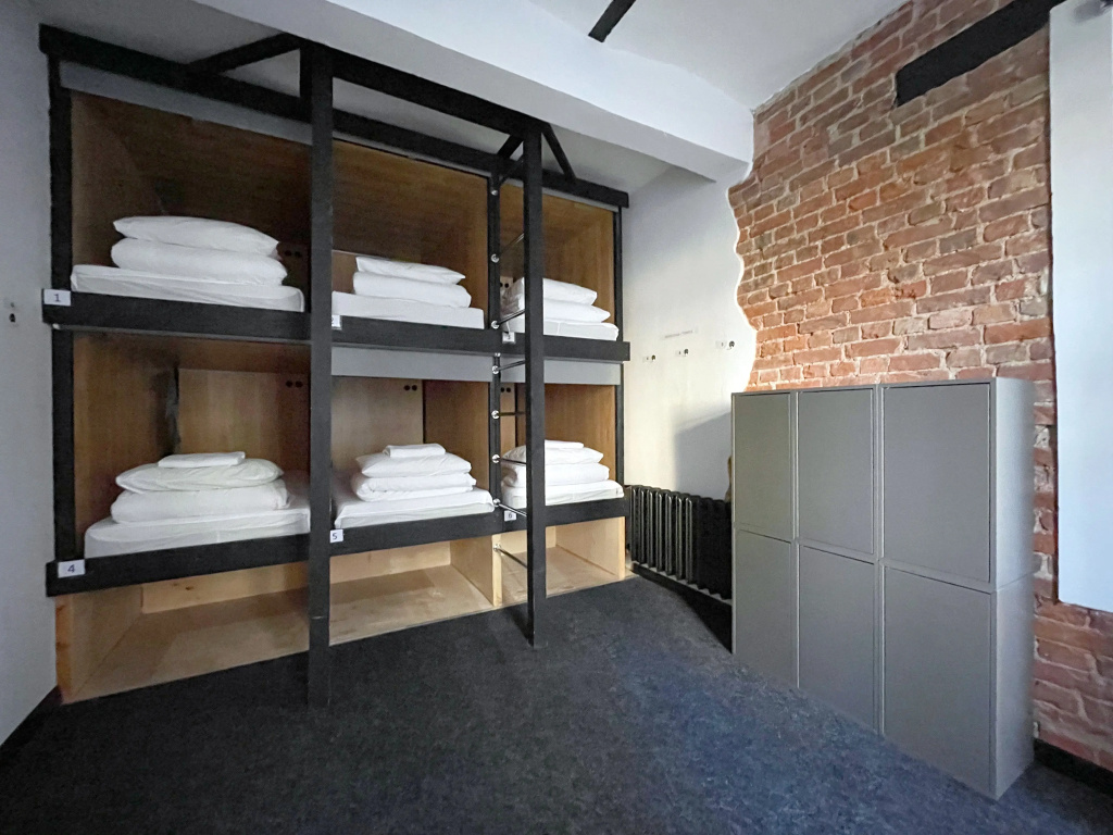 Хостел BookCase Hotel&Hostel