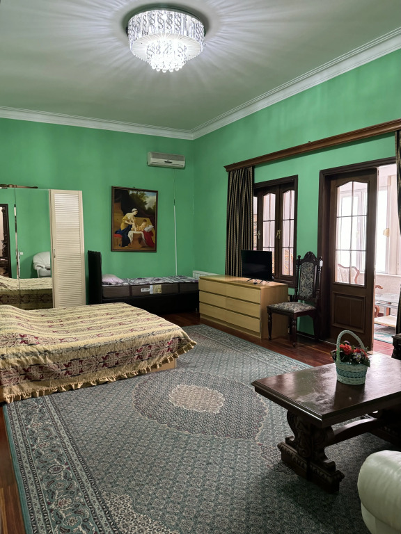 Hotel Queen-Batumi