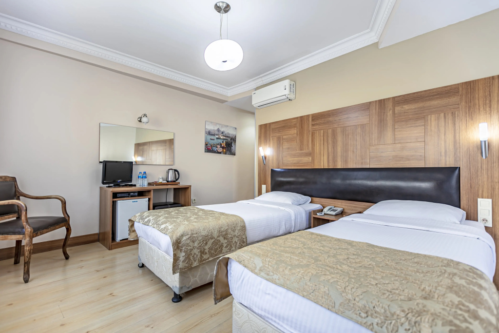 Elasophia Hotel