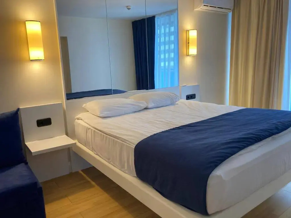Апартаменты у моря в Апарт-Отеле Orbi City (Новый Батуми, Аллея Героев) 920С