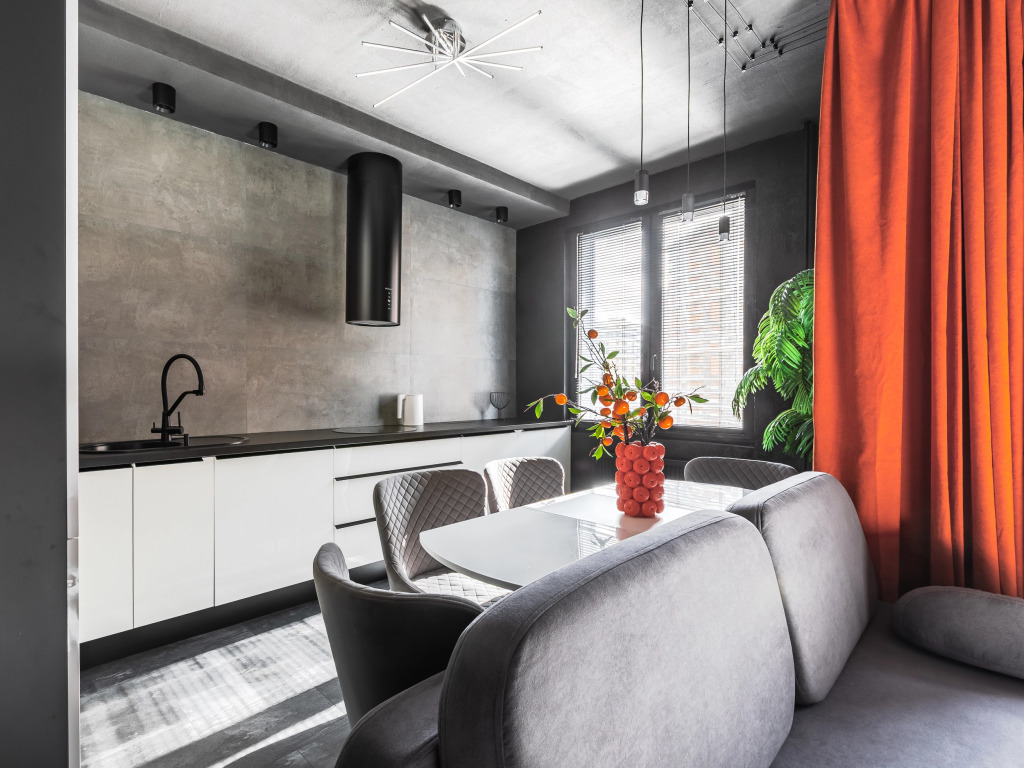 Lunnaya Studiya Flat