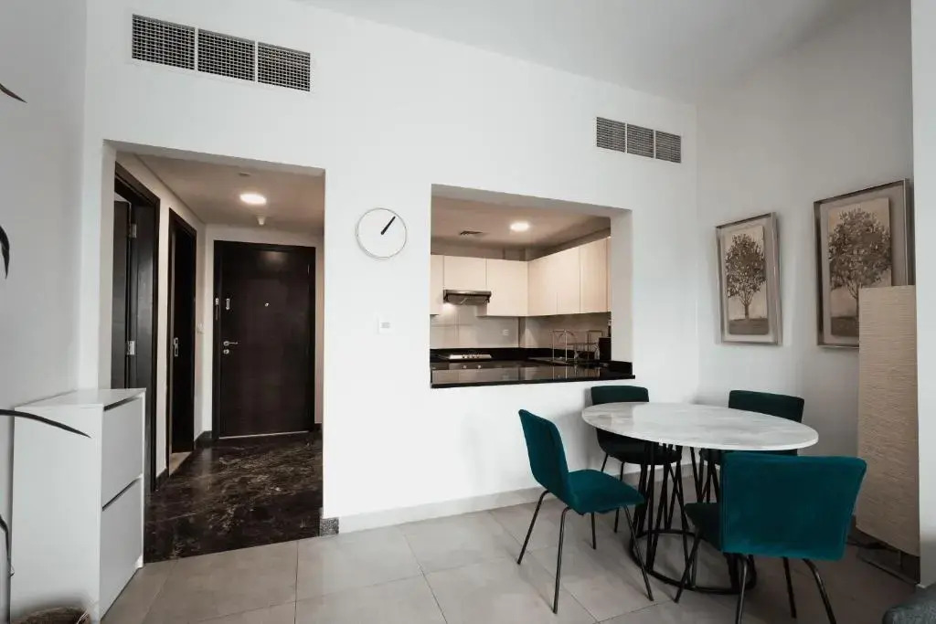 Апартаменты izzzi One Bedroom Sparkle Tower
