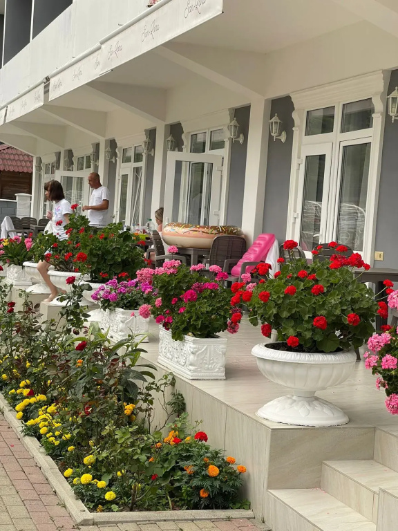 Курортный отель San-Lora