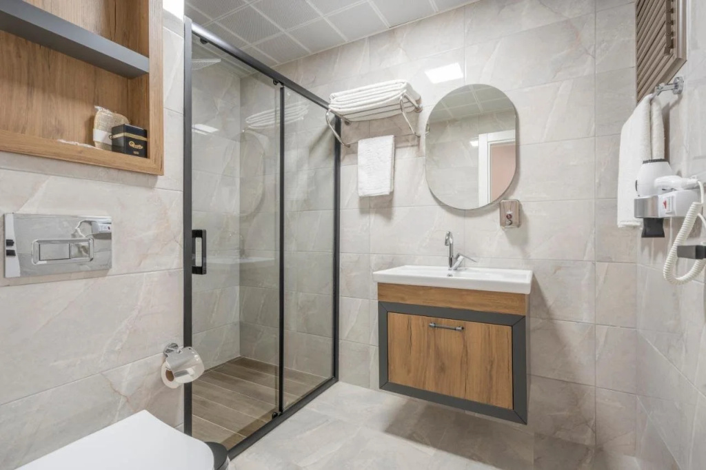 Отель Quality Gold Suite
