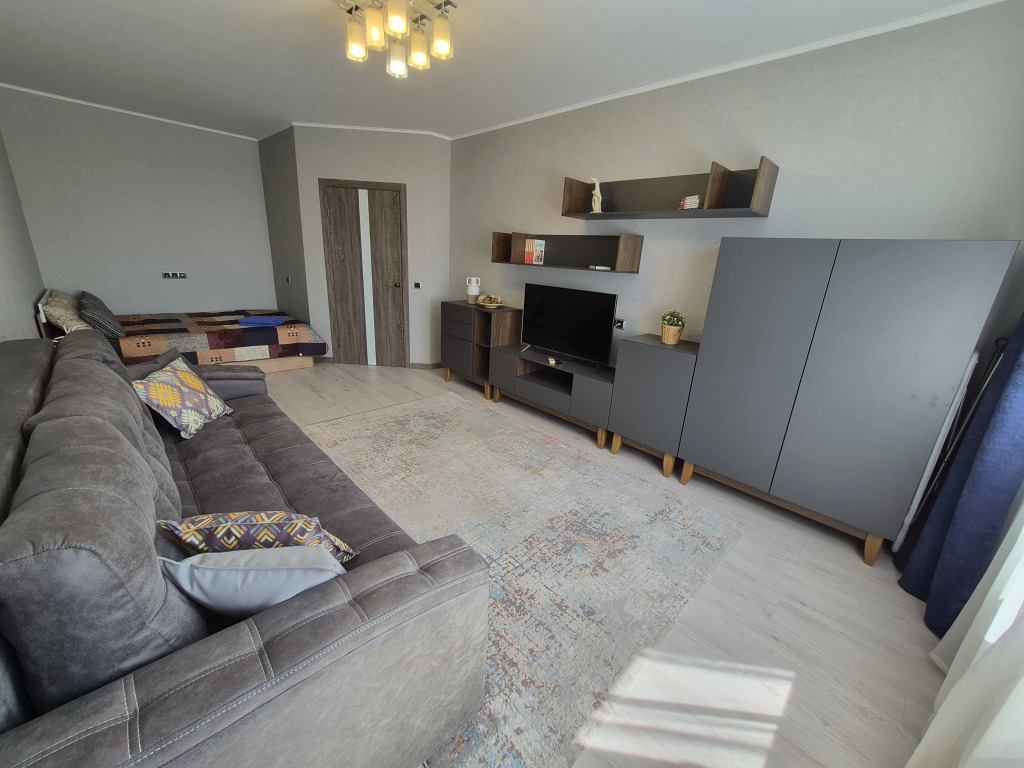 Апартаменты Чайка House на Родионова 165к12