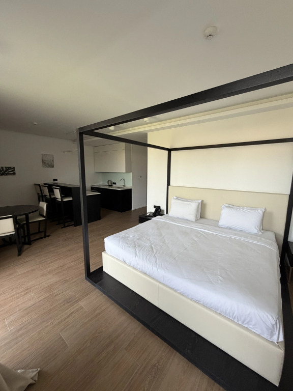 Sea Breeze White Villas