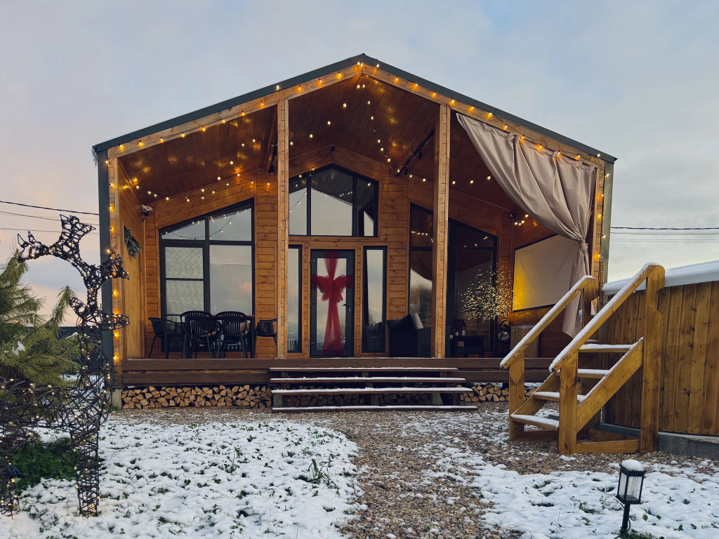 Частный дом NutVillage современный дом  с сауной внутри