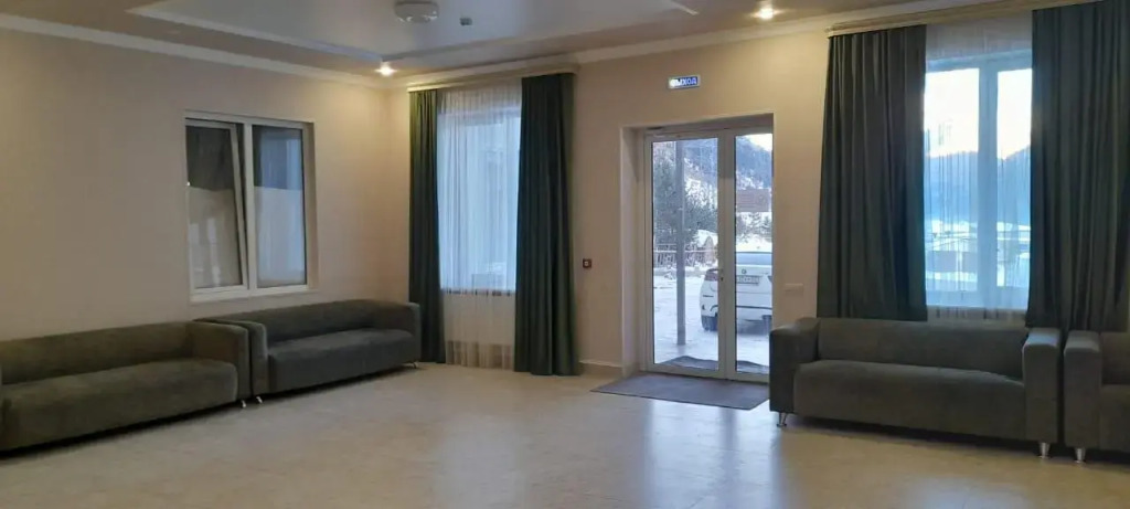 Eduard Guest House