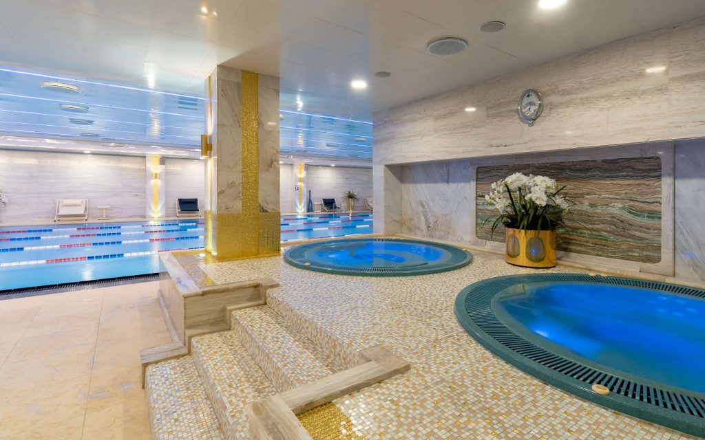 5 ★ Гостиница Radisson Collection Москва
