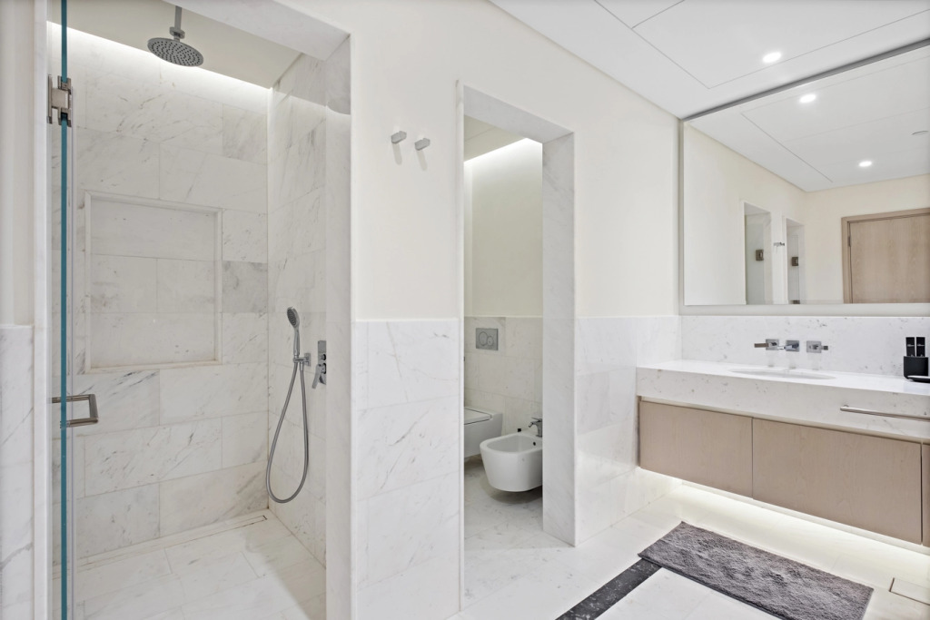 Апартаменты StoneTree - Luxury 1 BR - Palm Tower