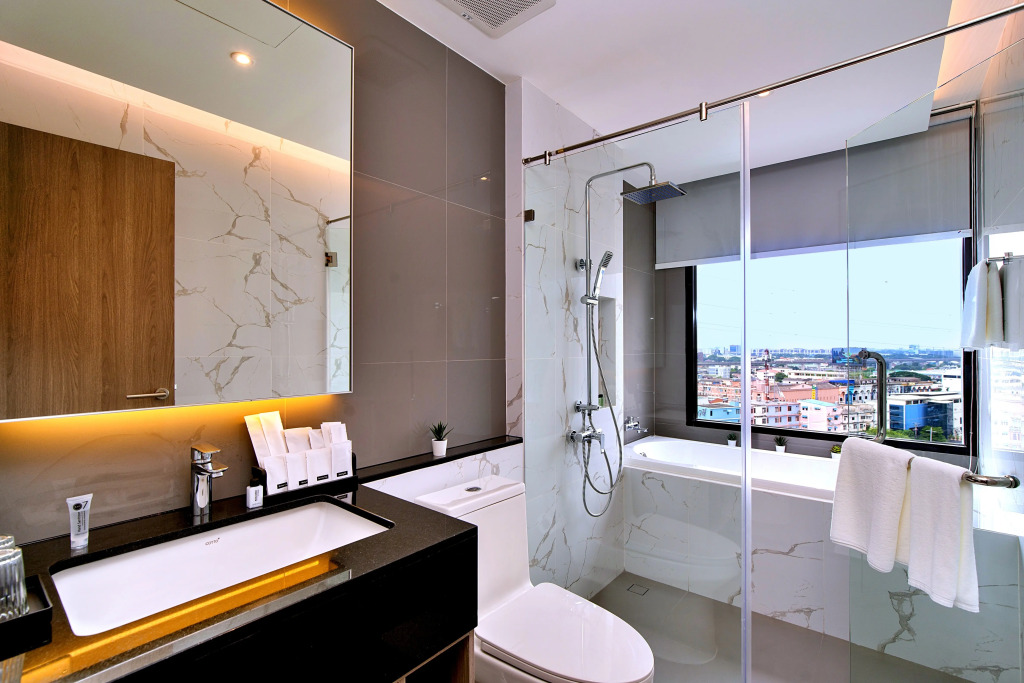 Отель Thaya Hotel Bangkok