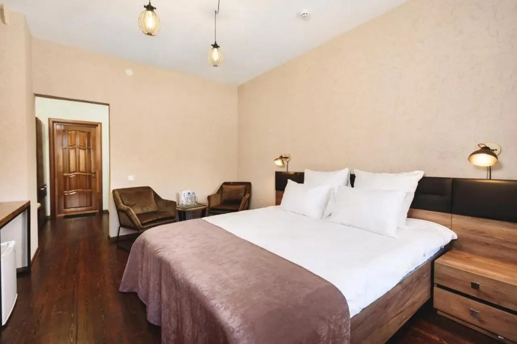 Zolotoy Pavlin Hotel