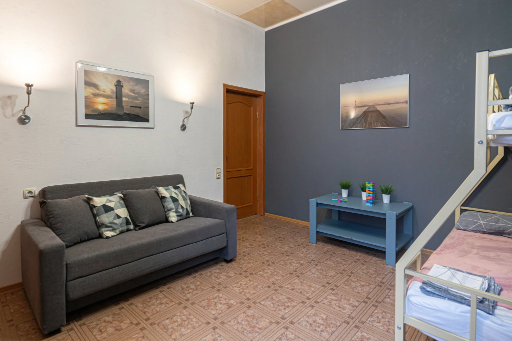 Апартаменты с 3 комнатами с красивым видом из окна в Rooms4Rent