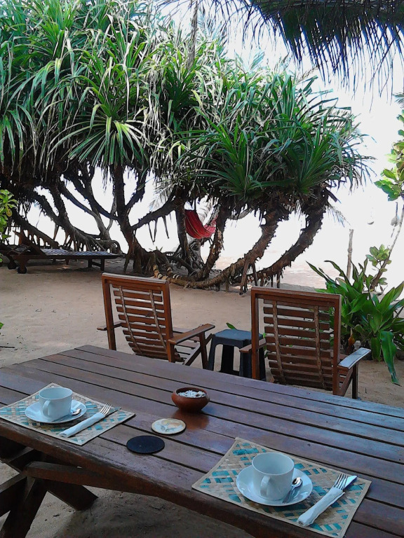 Отель Arcade Beach