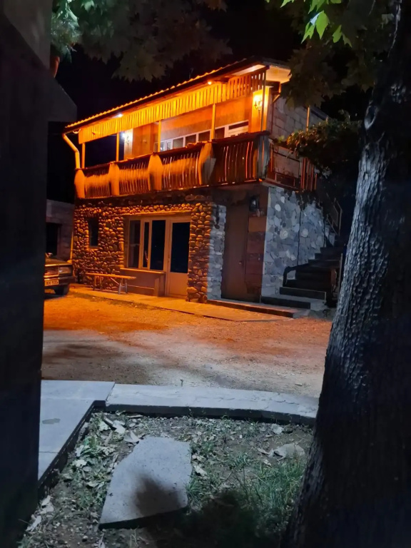 Luiza Guest House
