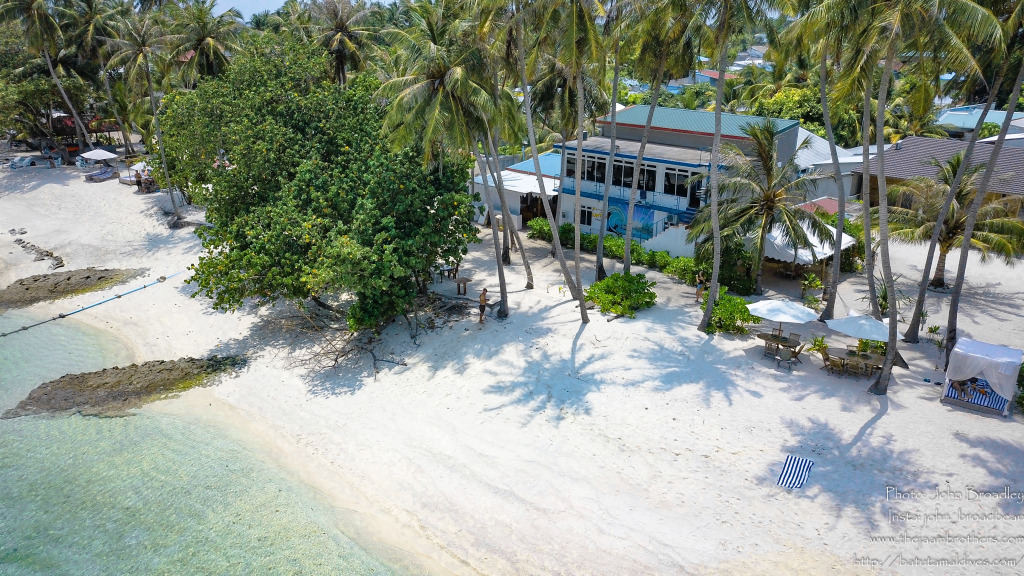 Batuta Maldives Surf View