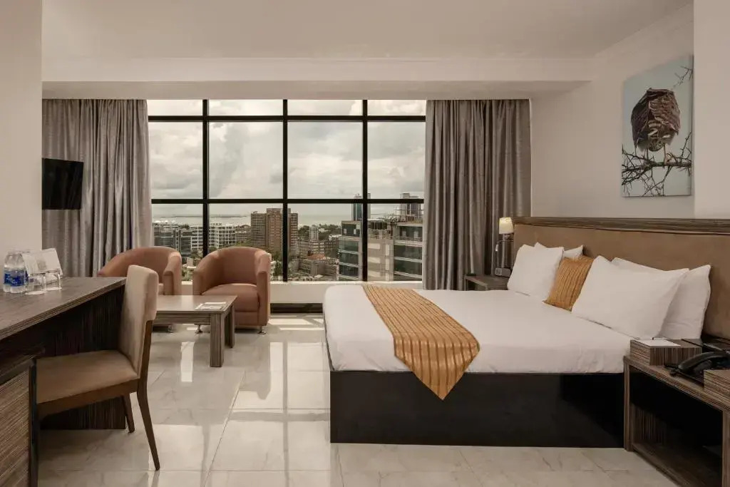 Отель Golden Tulip Dar City Center
