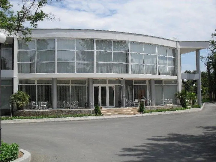 Отель Arkutino