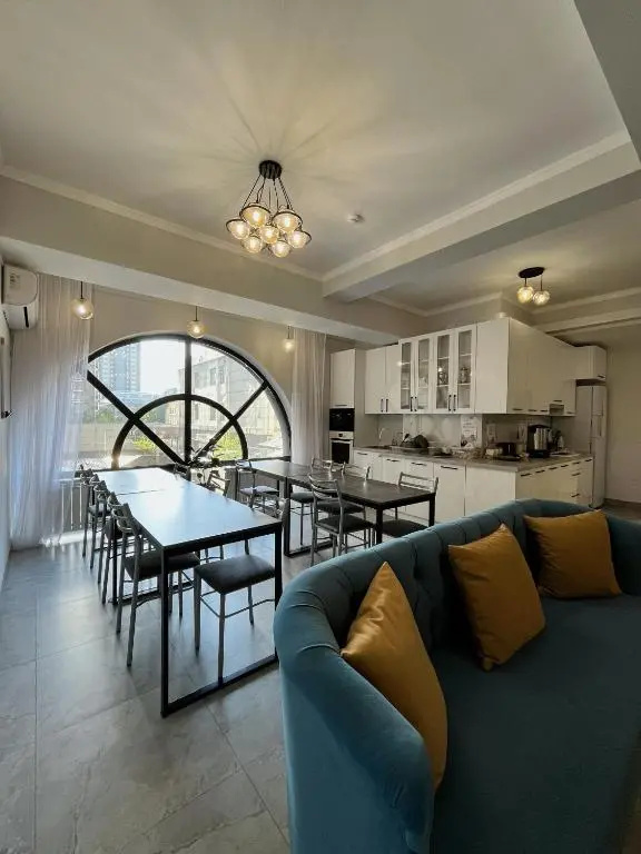 Compass Hostel Sydykova