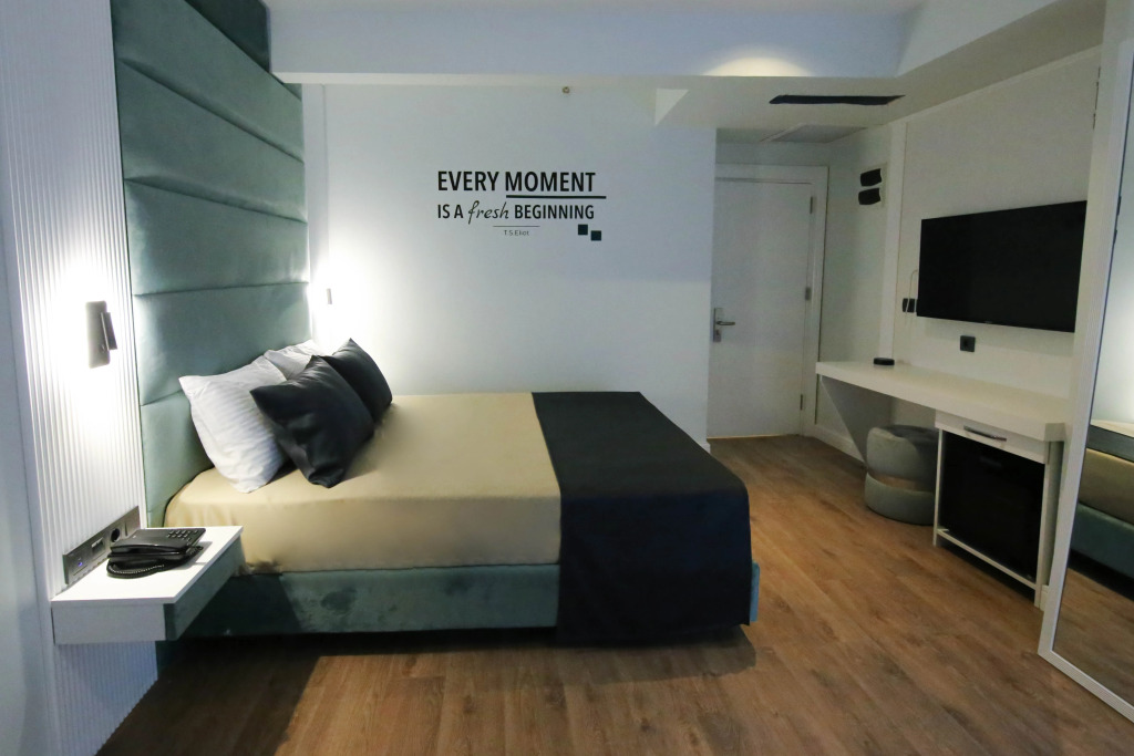 AXU AIRPORT HOTEL