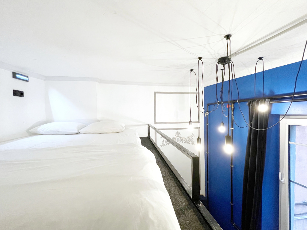 Хостел BookCase Hotel&Hostel