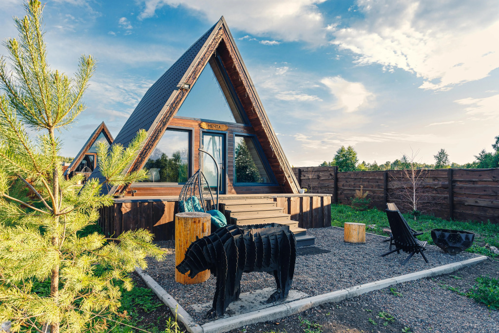 Hut house