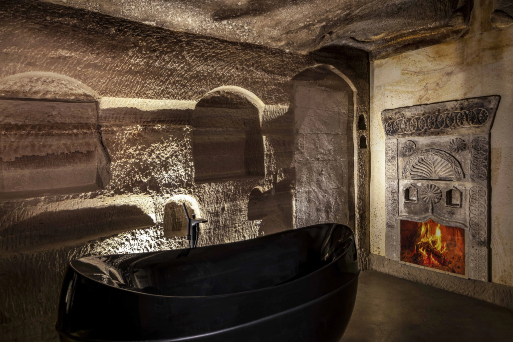 Center Cave House