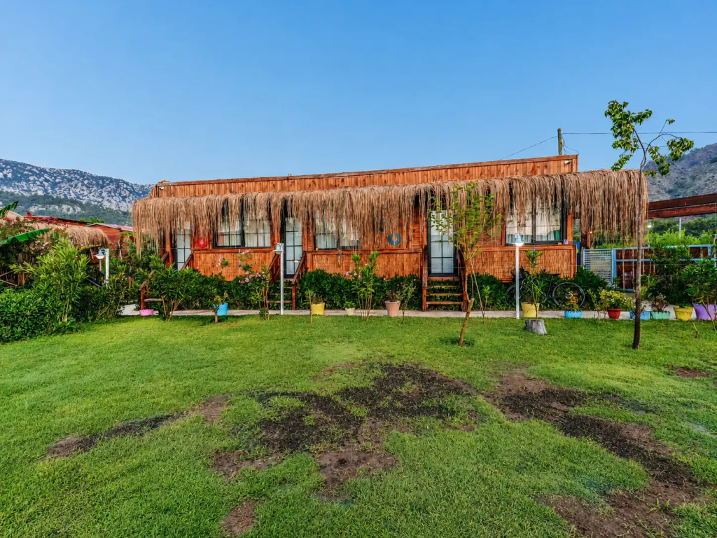 Отель Izgen Bungalows