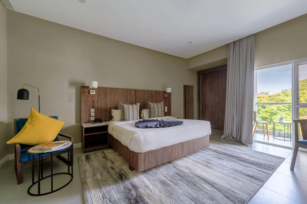 Central Hotel- Ridge