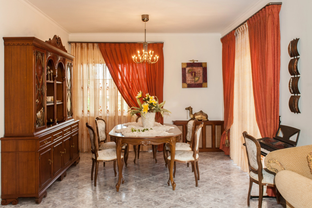 Апартаменты Luxurious home from the beach