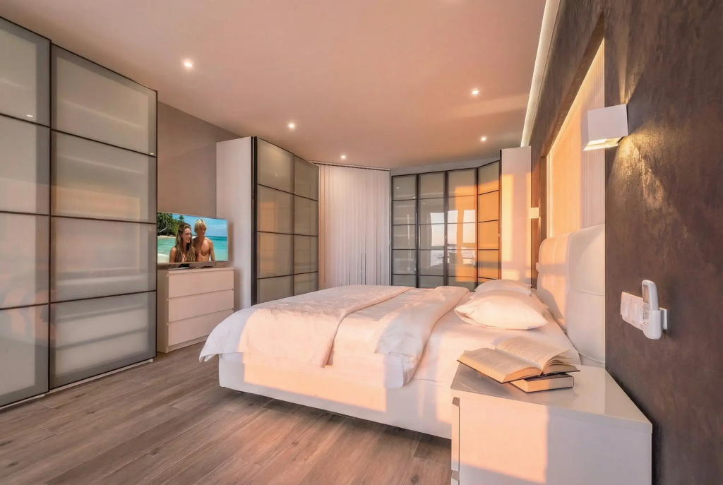 Апартаменты Central nearby Marriott 313