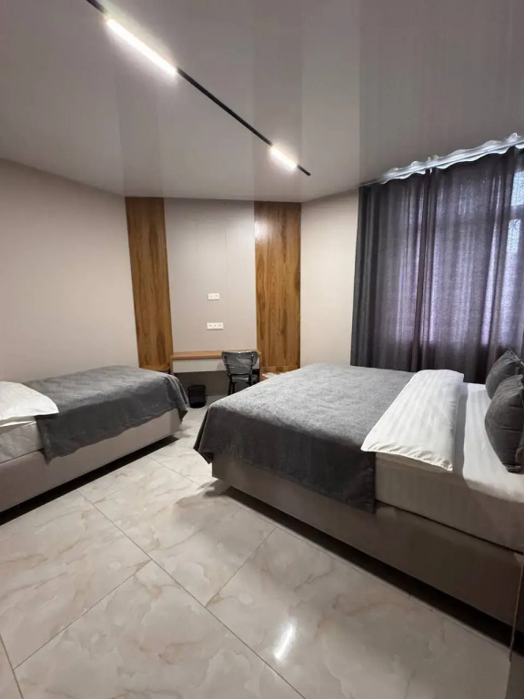 Отель Orient Lux
