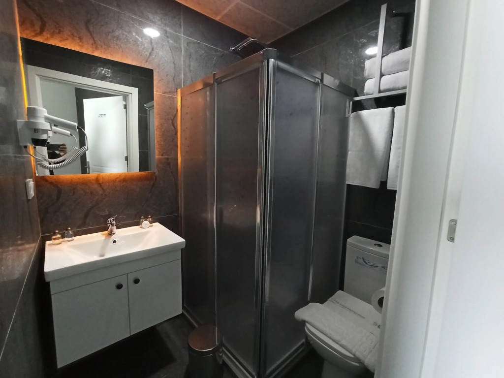 Dedem Hotel Express-İstanbul Airport-Round Trip Airport Service