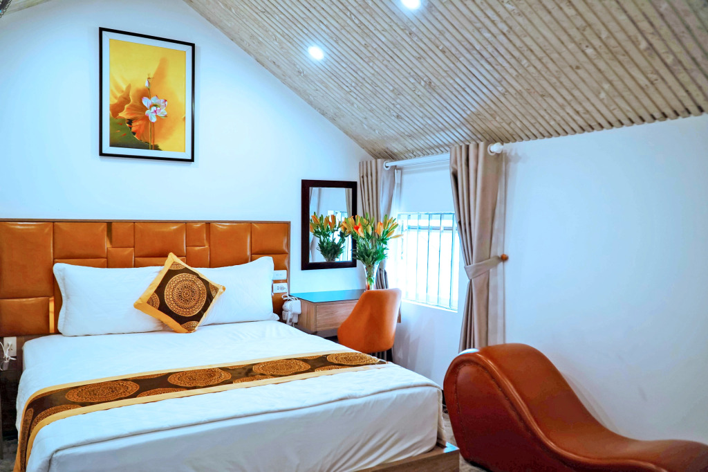 Отель Queen Hotel 2